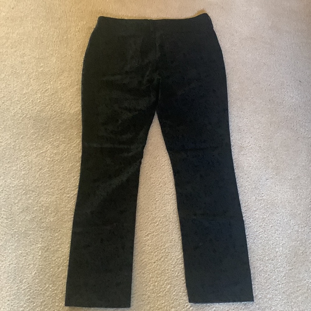 NYDJ skinny ‘black raised design’ jeans. - Picture 5 of 7